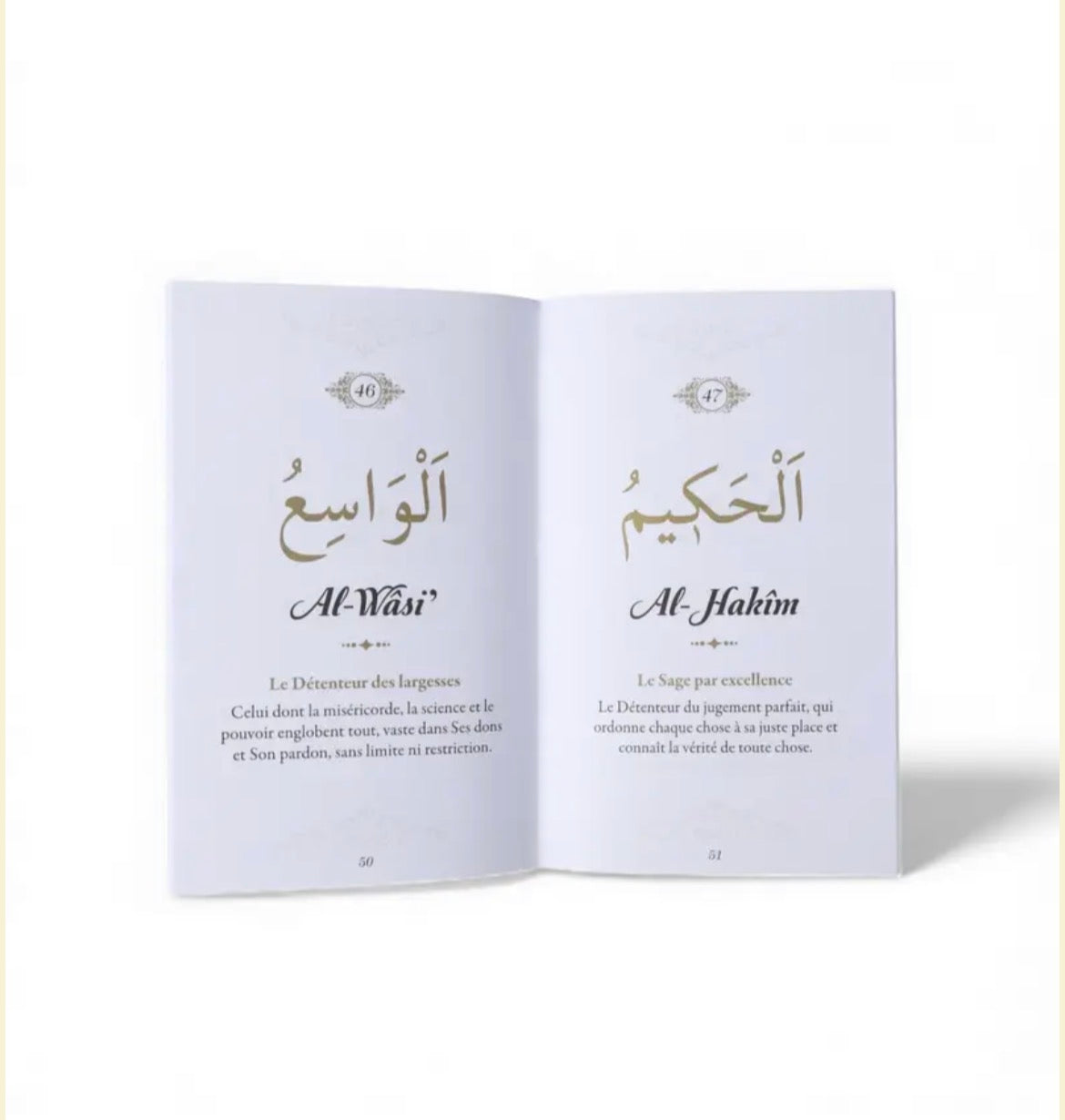 Livret les 99 Noms d’Allah en rose ✨