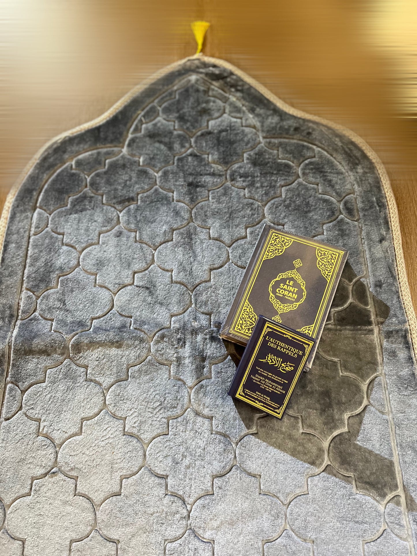 Tapis de prière dôme à personnaliser gris foncé 🤍