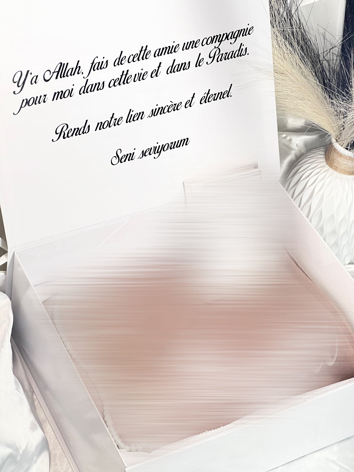 Boite aimantée vide à personnaliser avec phrase seulement