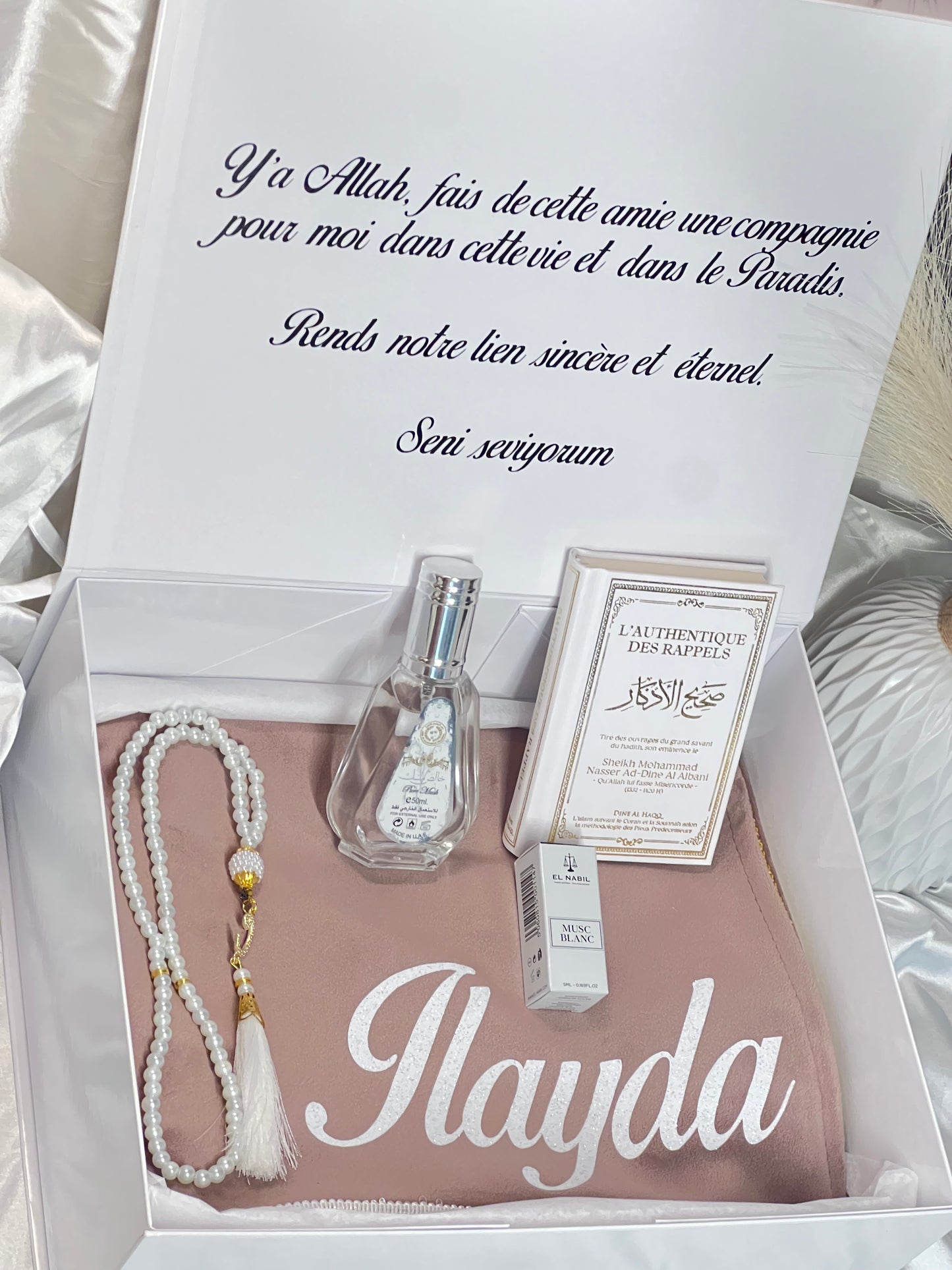 Coffret Élégance et Spiritualité 🌸🤍